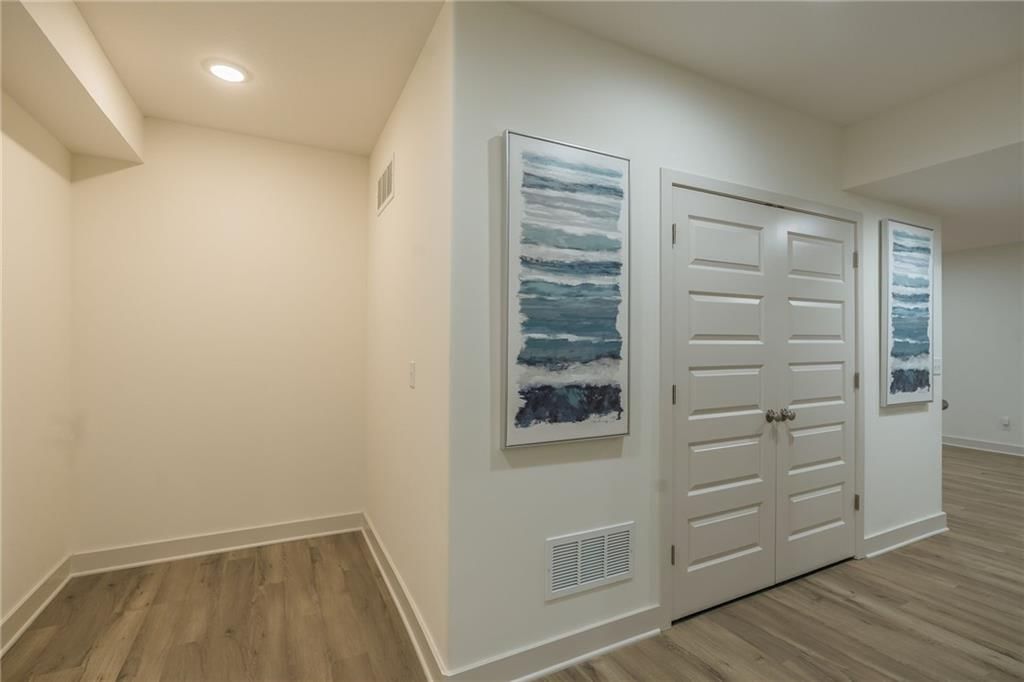 7604 N Donnelly Avenue — photo 46