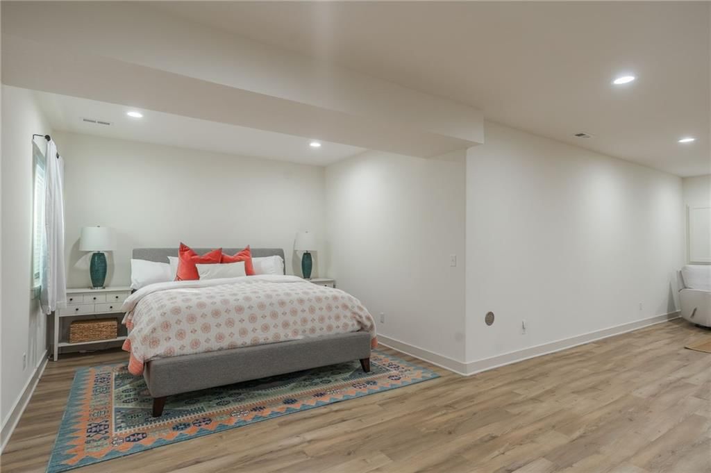 7604 N Donnelly Avenue — photo 52
