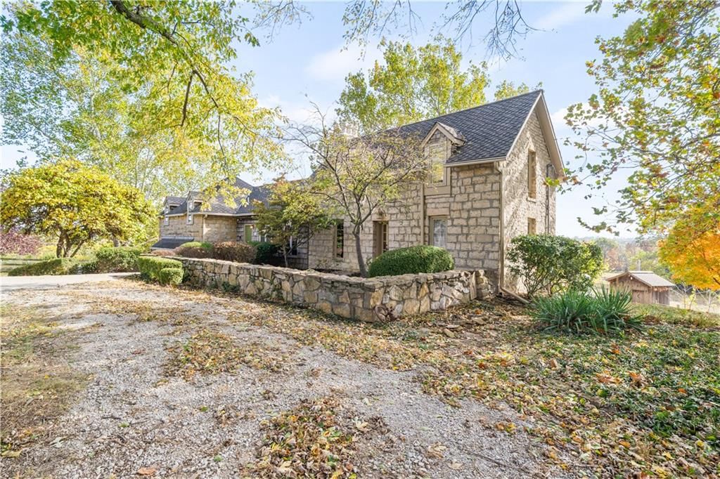 21405 W 73 Terrace — photo 2