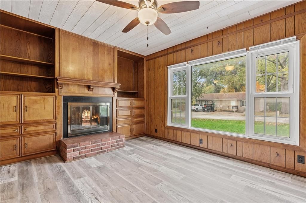 106 S Doniphan Street — photo 13
