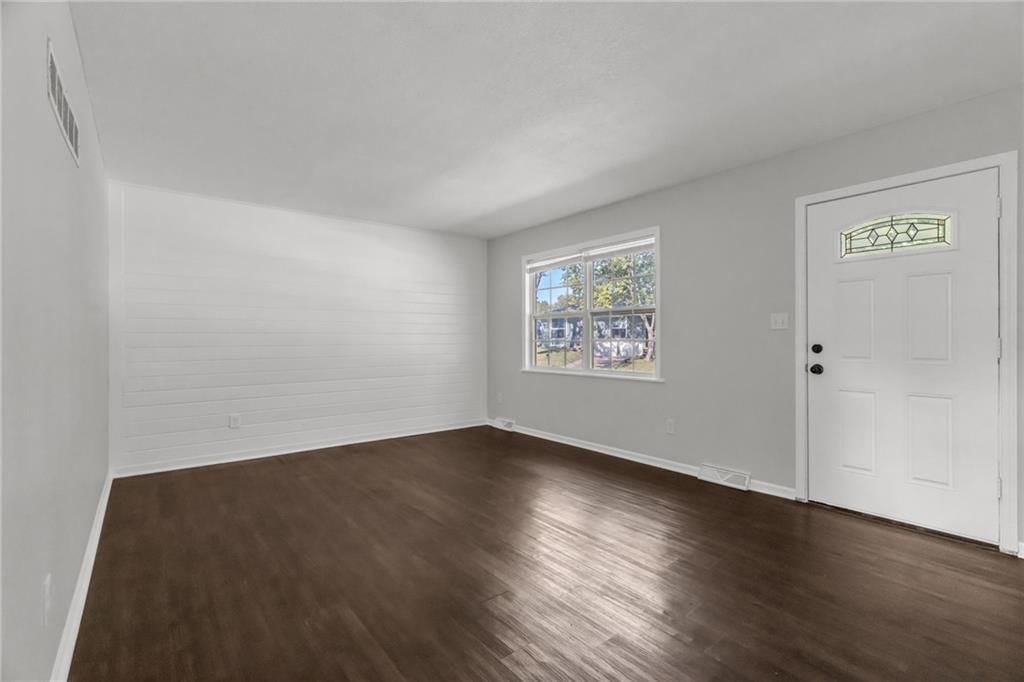 Photo 7 of 25 - 205 NW 4th Street Court