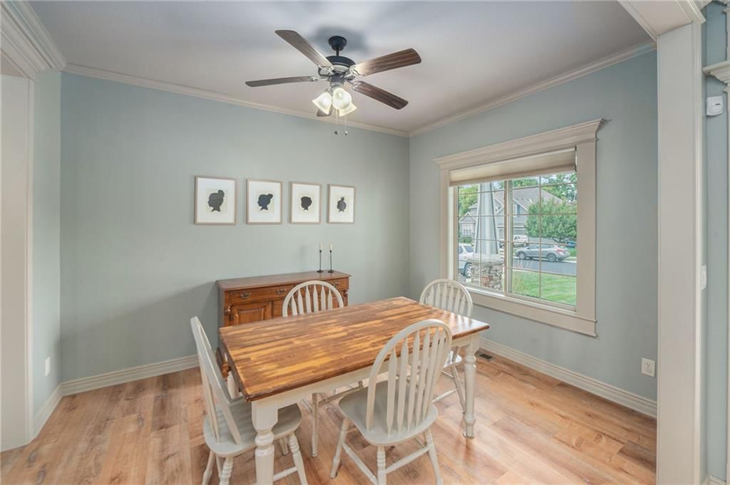 813 SW 35 Street — photo 7