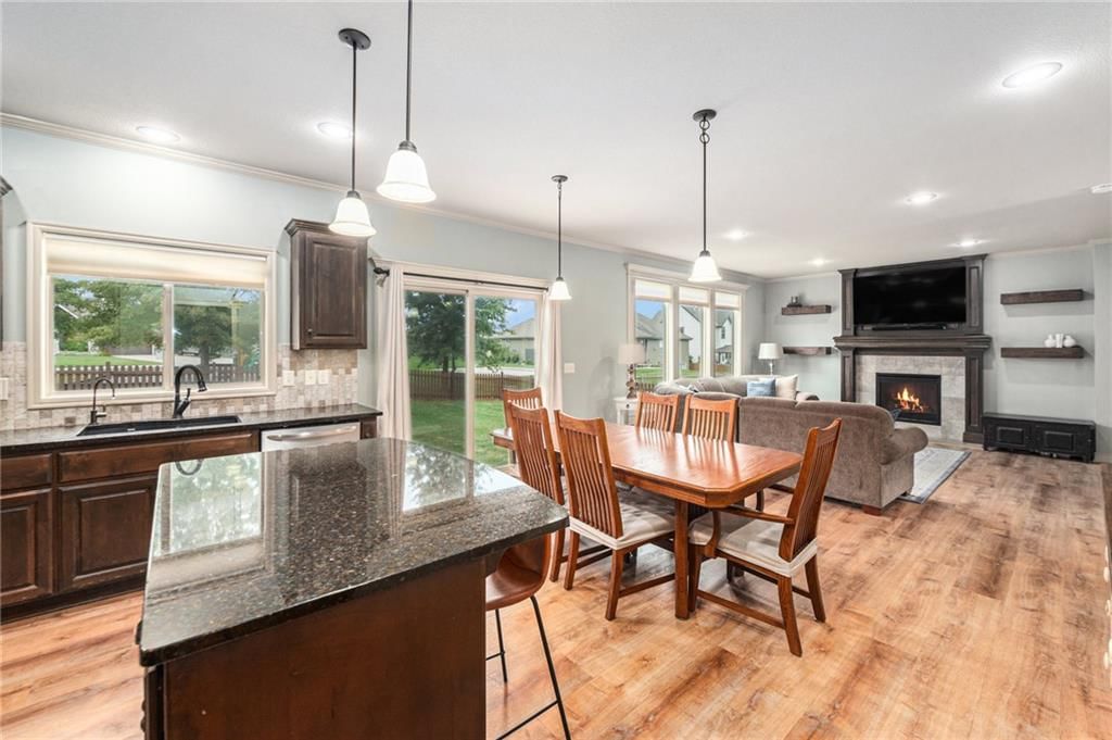 813 SW 35 Street — photo 13