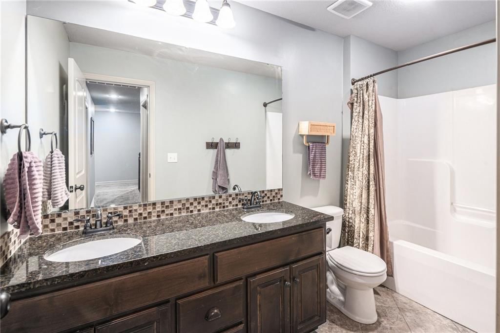 813 SW 35 Street — photo 22