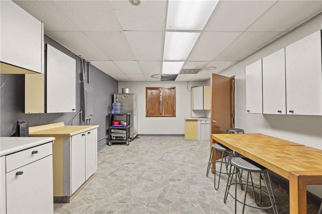 3800 Agnes Avenue — photo 10