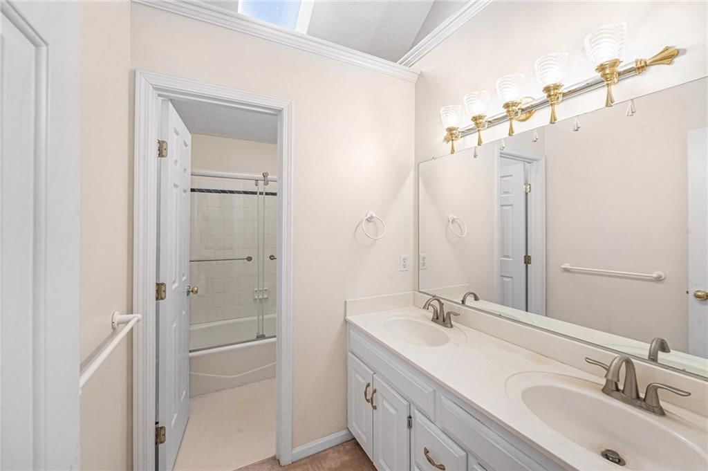 505 SE Williamsburg Drive — photo 24