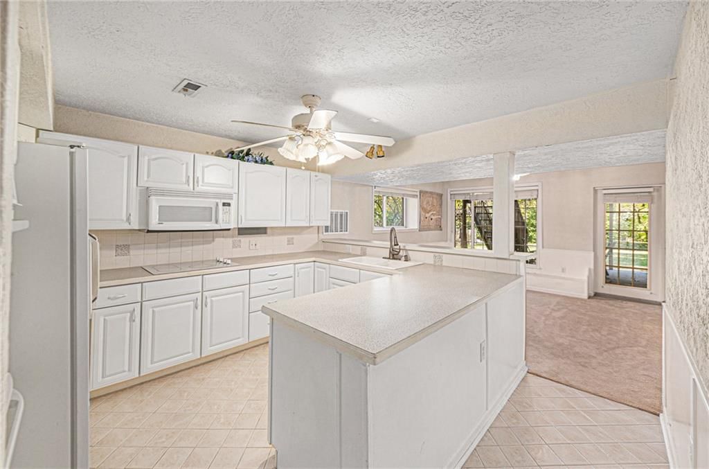 505 SE Williamsburg Drive — photo 30