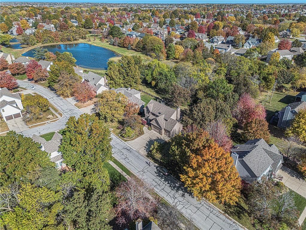 505 SE Williamsburg Drive — photo 42
