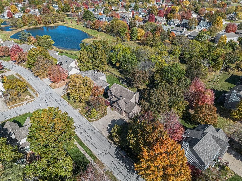 505 SE Williamsburg Drive — photo 43