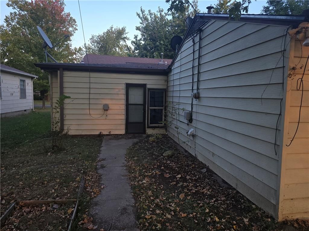 502 N Vermont Street — photo 5