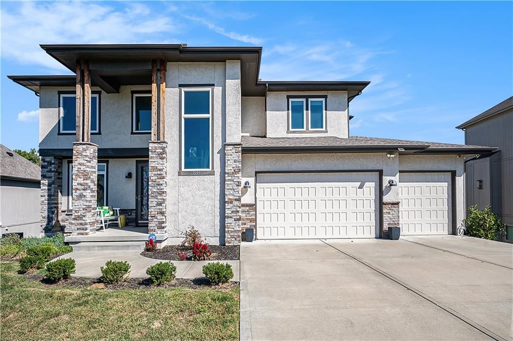 7295 NW FOREST LAKES Drive — photo 2