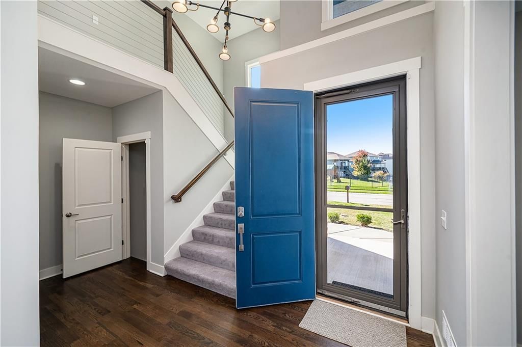 7295 NW FOREST LAKES Drive — photo 5