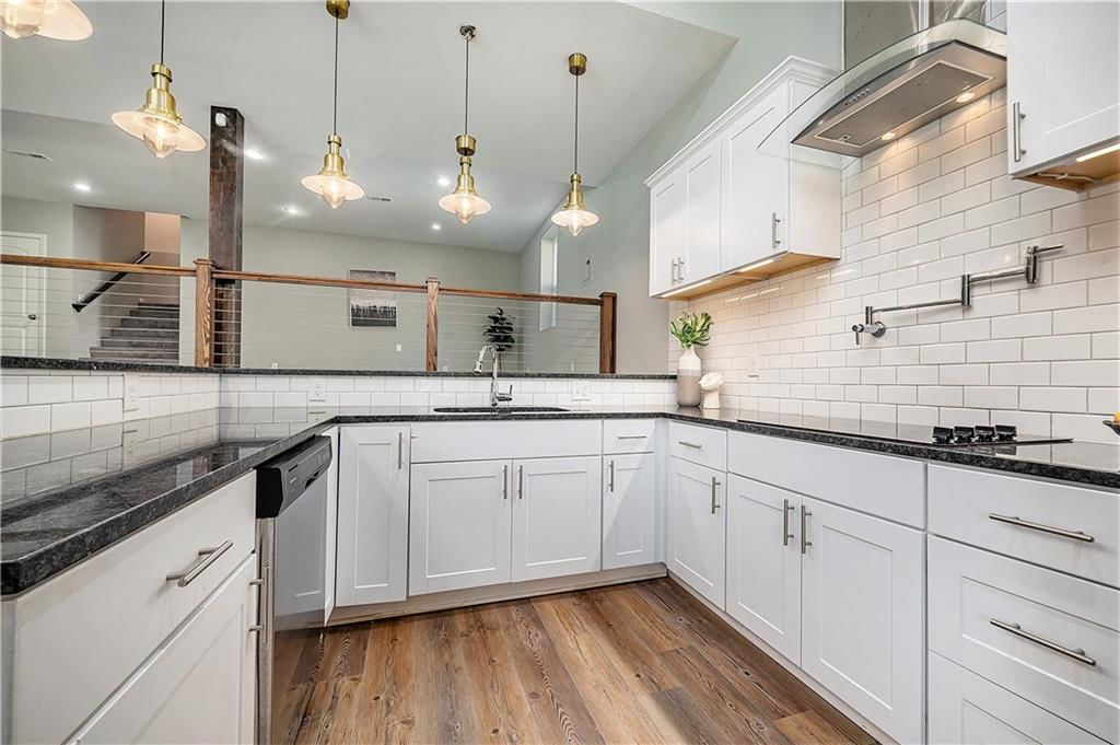 7295 NW FOREST LAKES Drive — photo 33