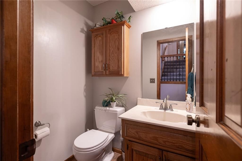 Photo 9 of 46 - 17589 W 112th Street