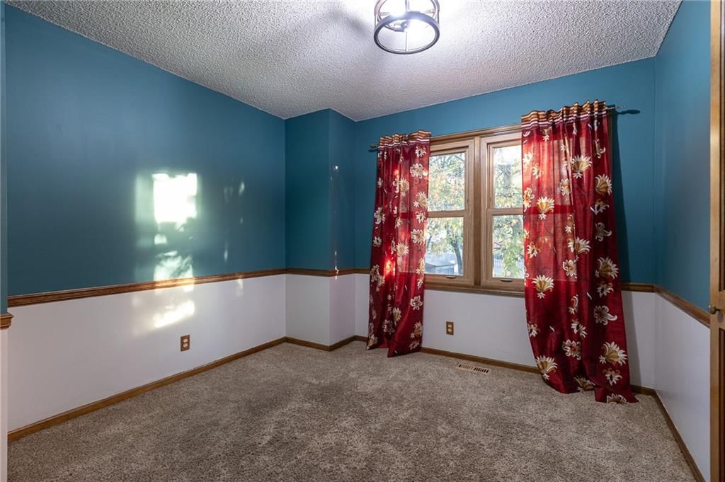 Photo 23 of 46 - 17589 W 112th Street