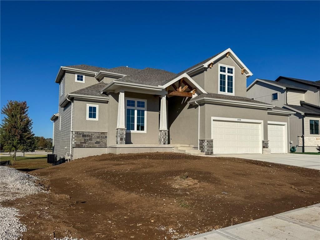 21938 W 99th Terrace, Lenexa, KS: listing photo 2
