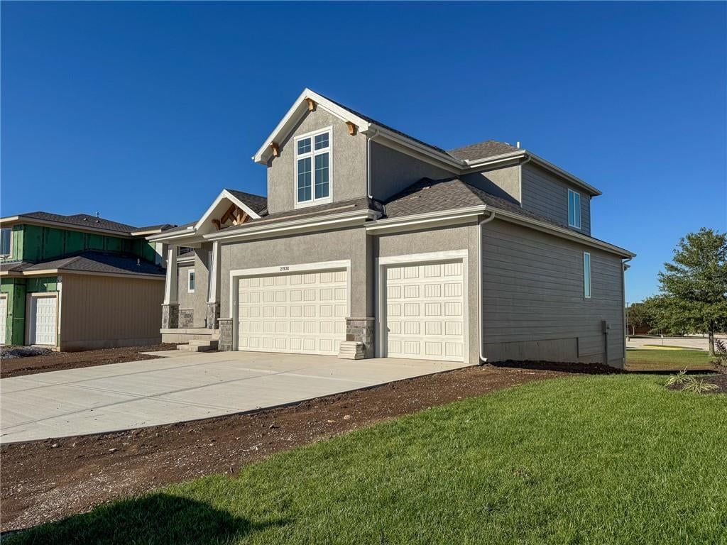 21938 W 99th Terrace, Lenexa, KS: listing photo 3