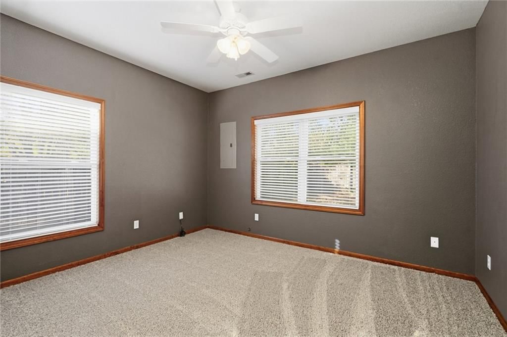 214 Hillside Drive — photo 24