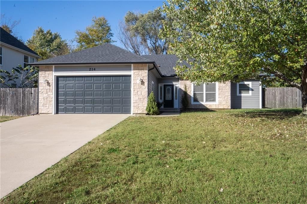 214 Hillside Drive — photo 33