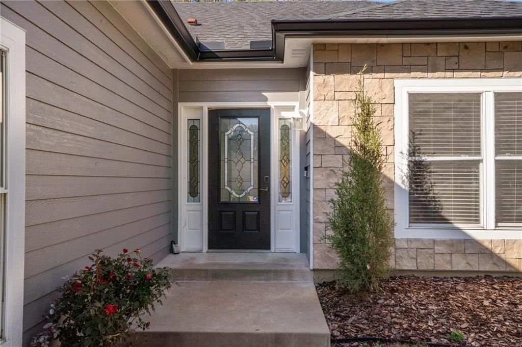 214 Hillside Drive — photo 37