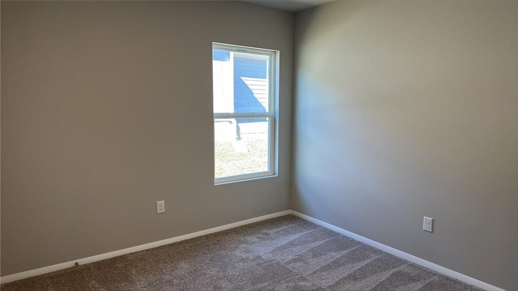 2300 Woodfield Drive — photo 11