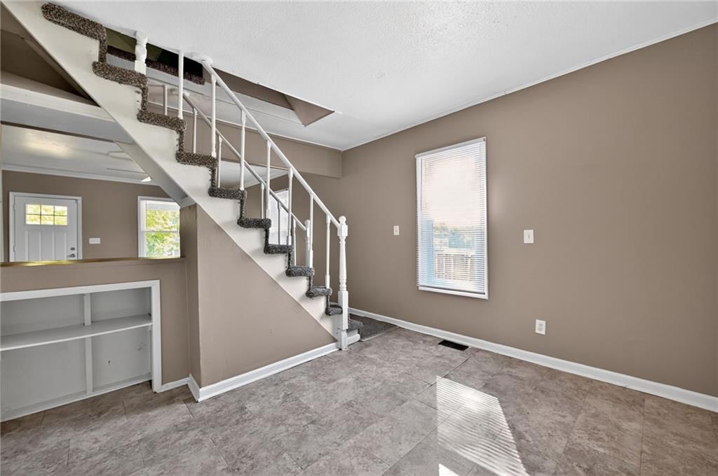 626 S Hardy Avenue — photo 9