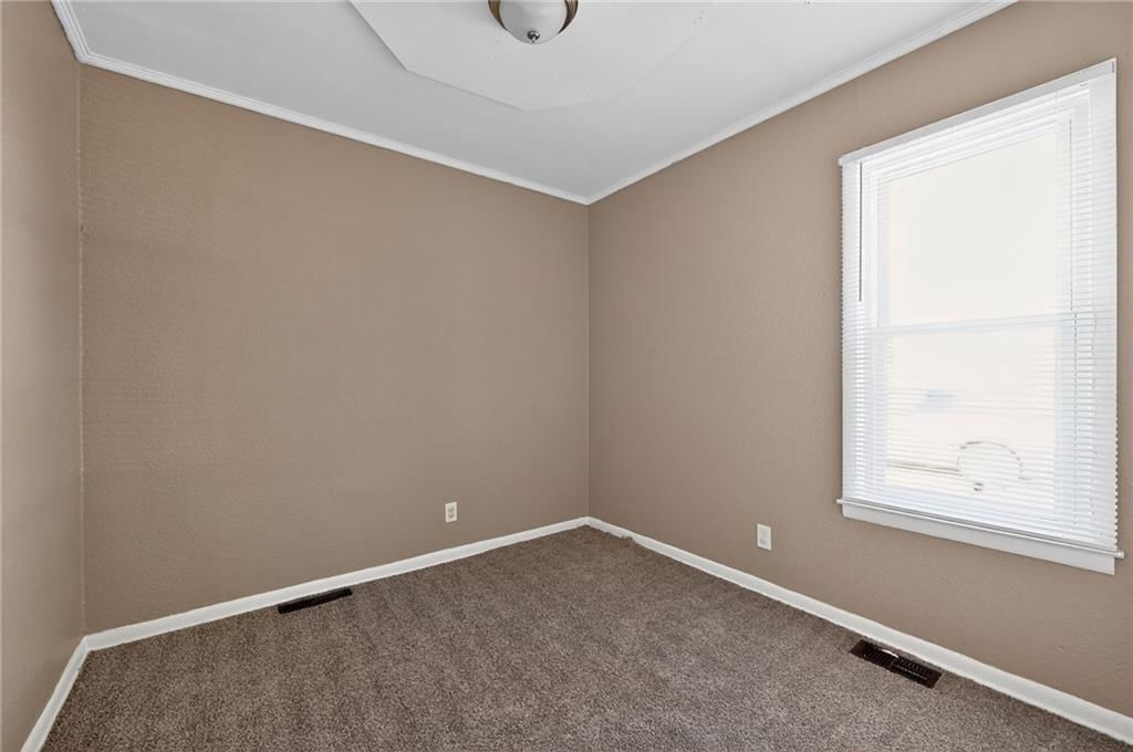 626 S Hardy Avenue — photo 16