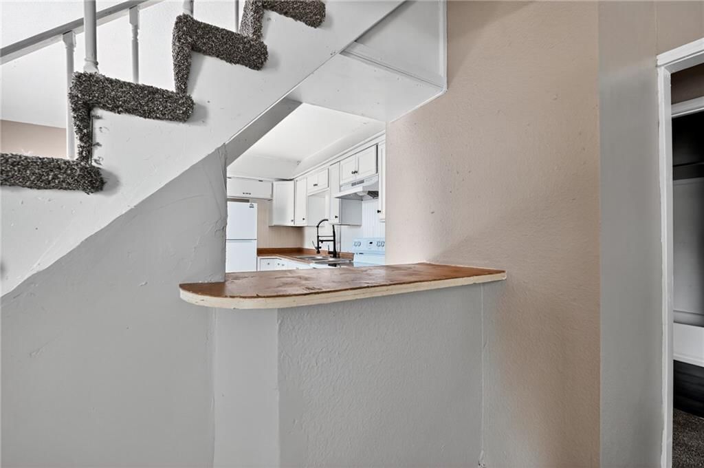 626 S Hardy Avenue — photo 19