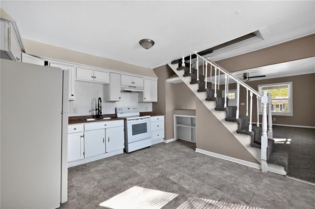 626 S Hardy Avenue — photo 24