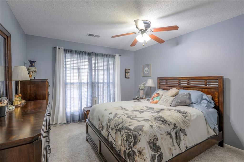 12623 W 110th Terrace — photo 3