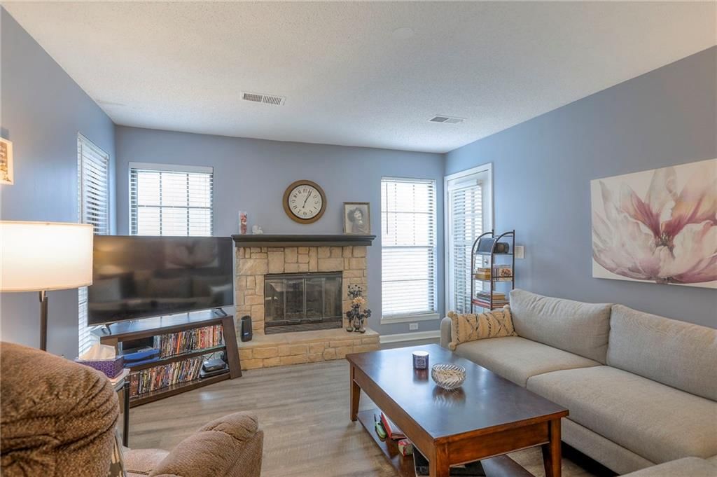 12623 W 110th Terrace — photo 8