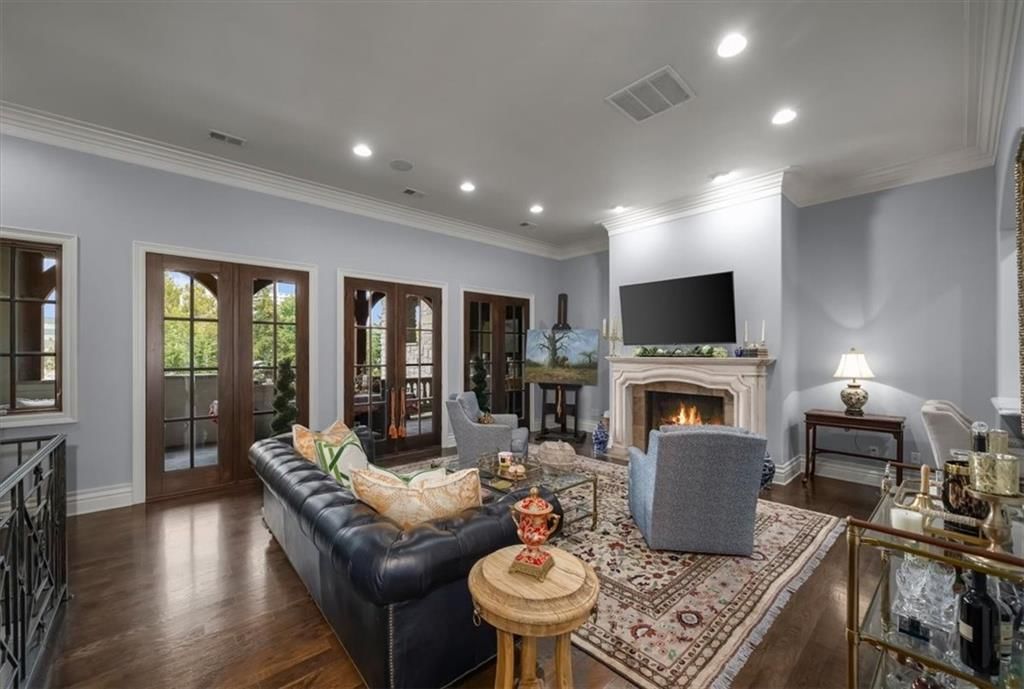 4613 Jarboe Street — photo 17