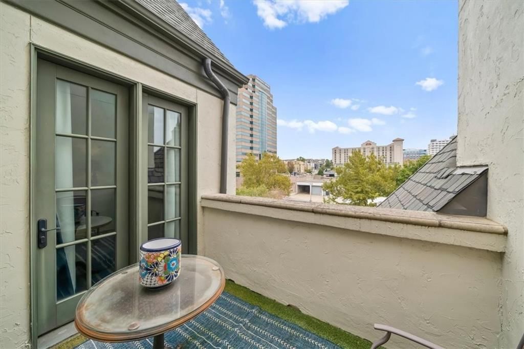 4613 Jarboe Street — photo 39