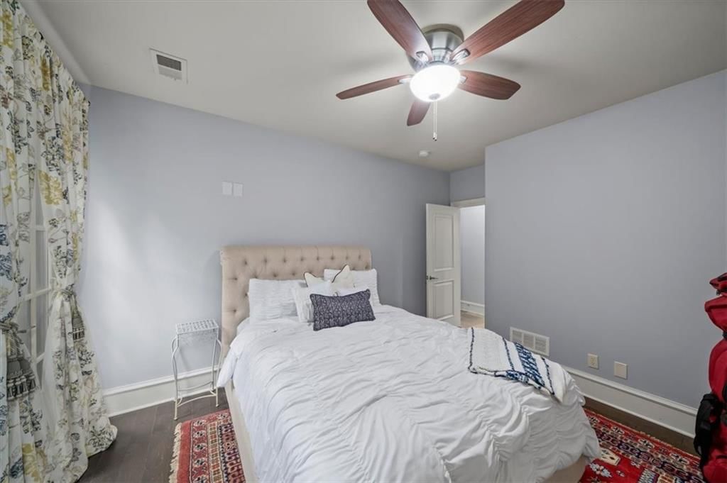 4613 Jarboe Street — photo 47