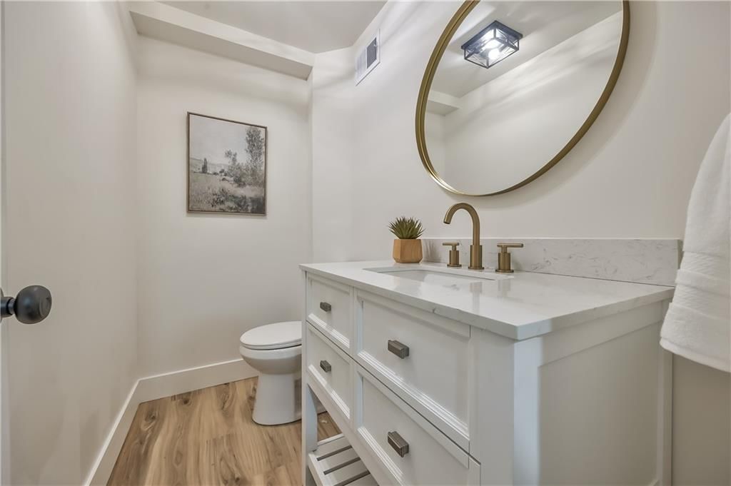 6928 Russell Street — photo 32