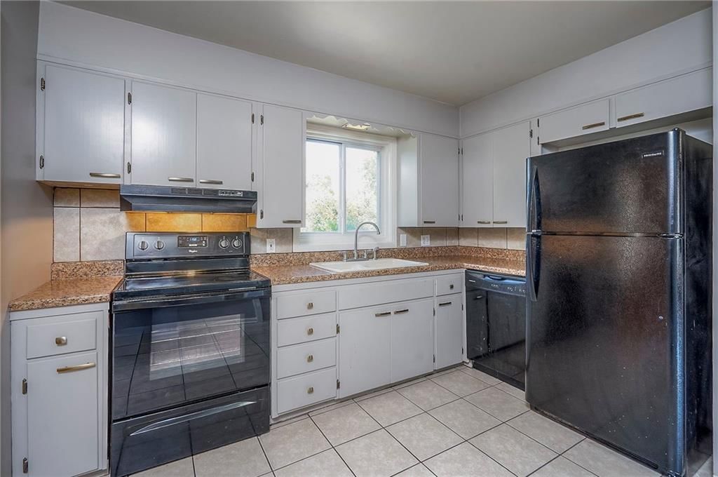 Photo 9 of 23 - 8232 Jarboe Street