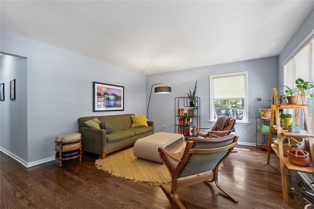 7617 Holmes Road, Kansas City, MO