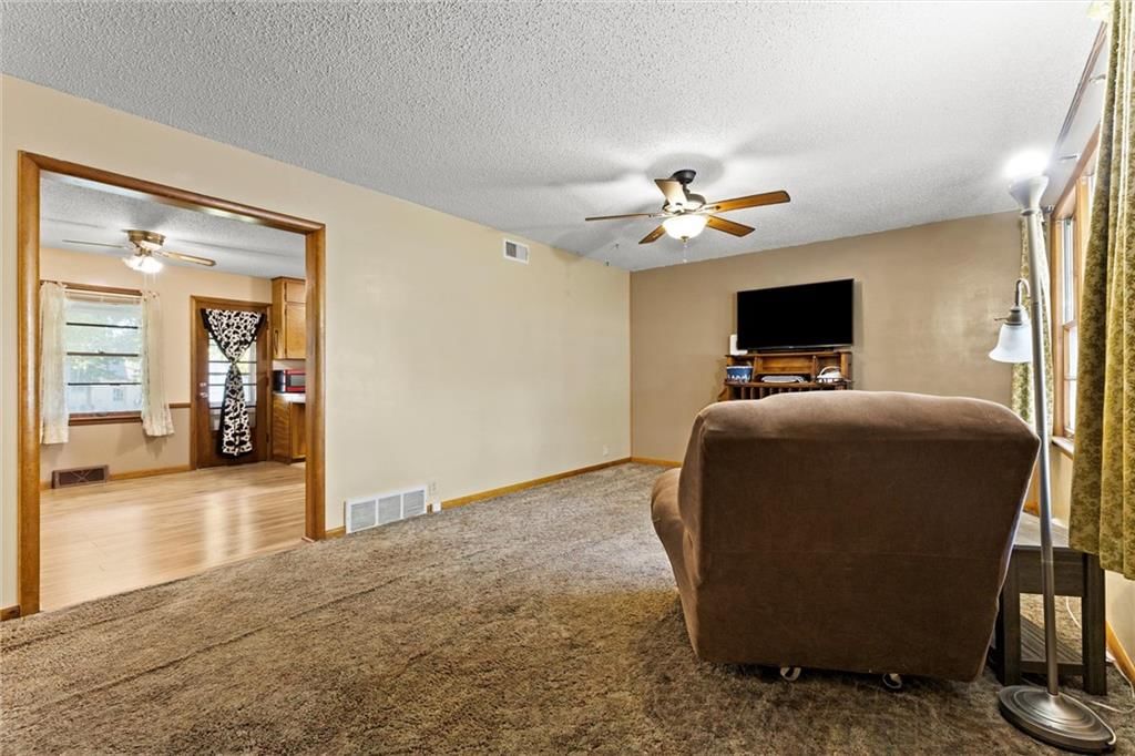 237 N BLAKE Street — photo 4
