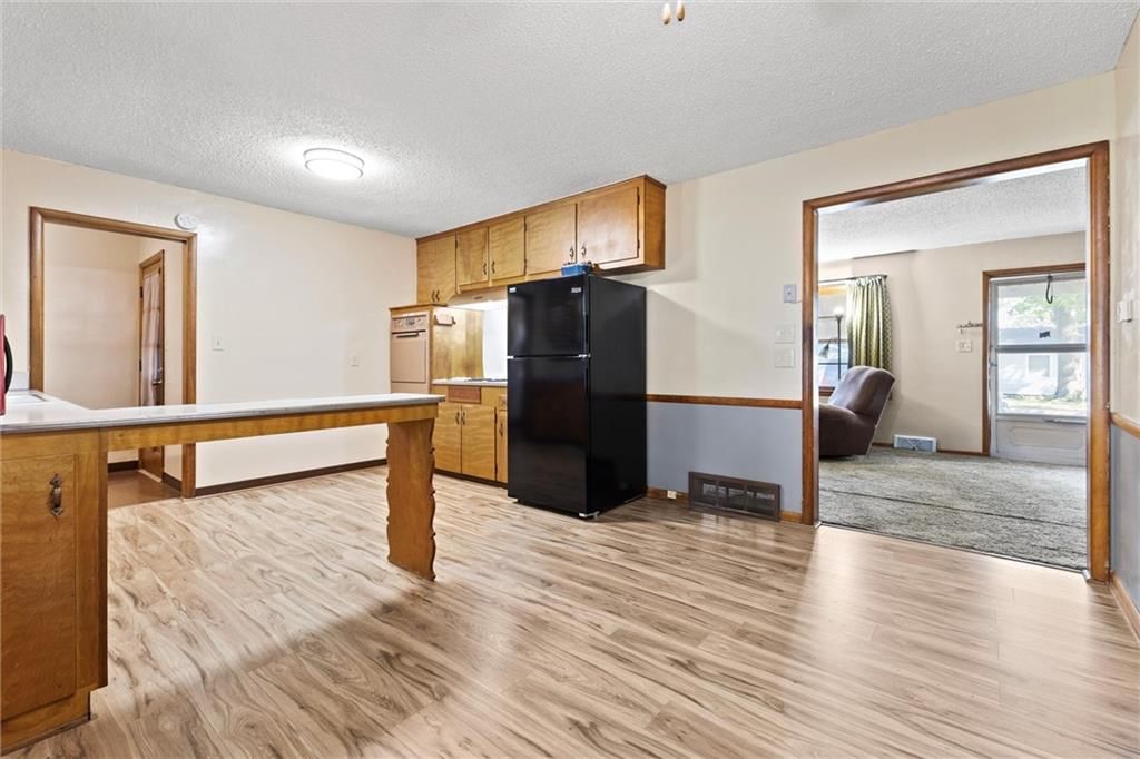 237 N BLAKE Street — photo 9