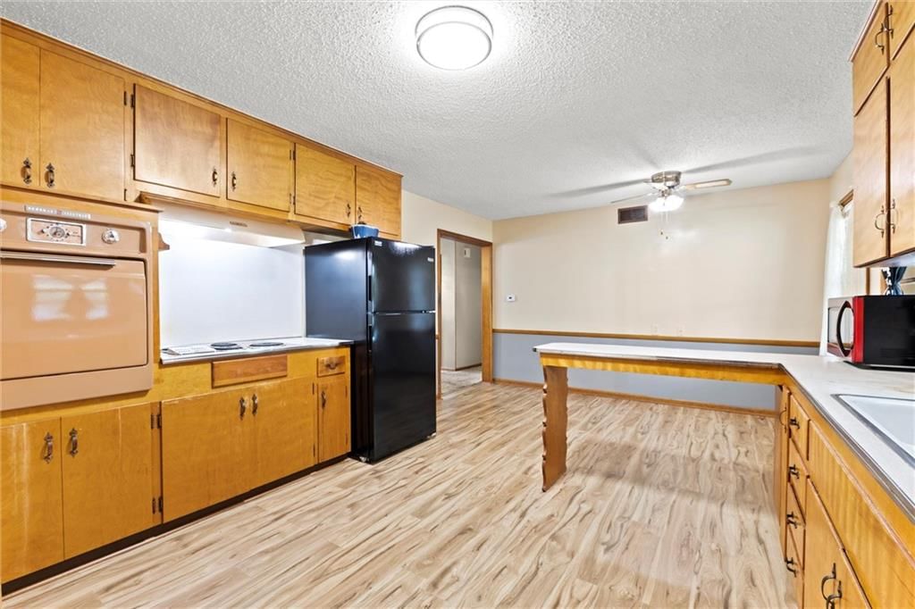 237 N BLAKE Street — photo 11