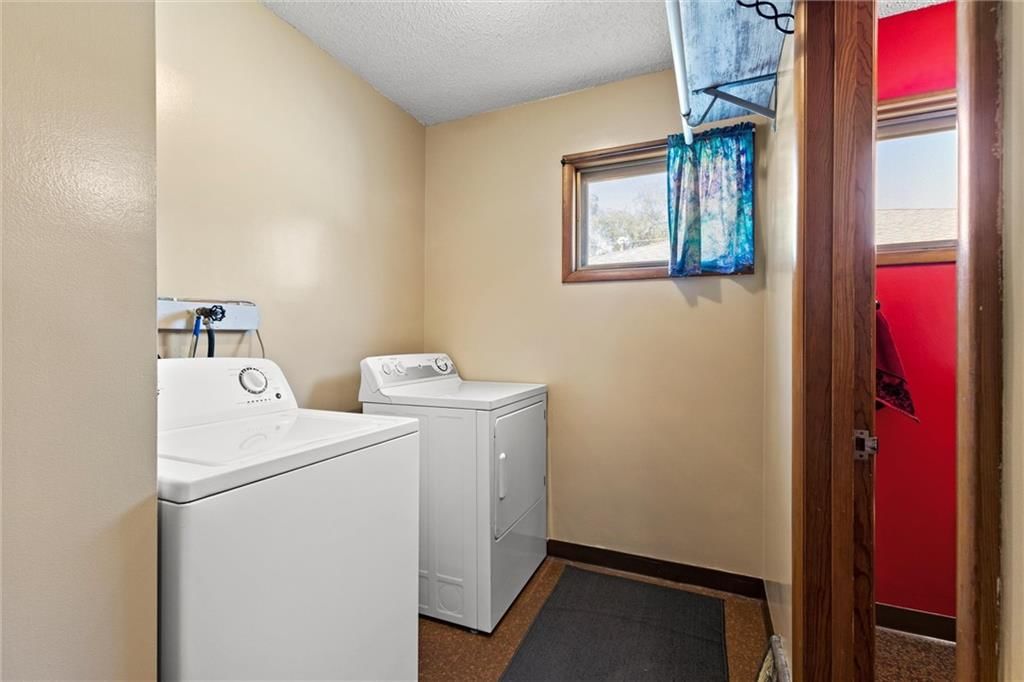 237 N BLAKE Street — photo 18