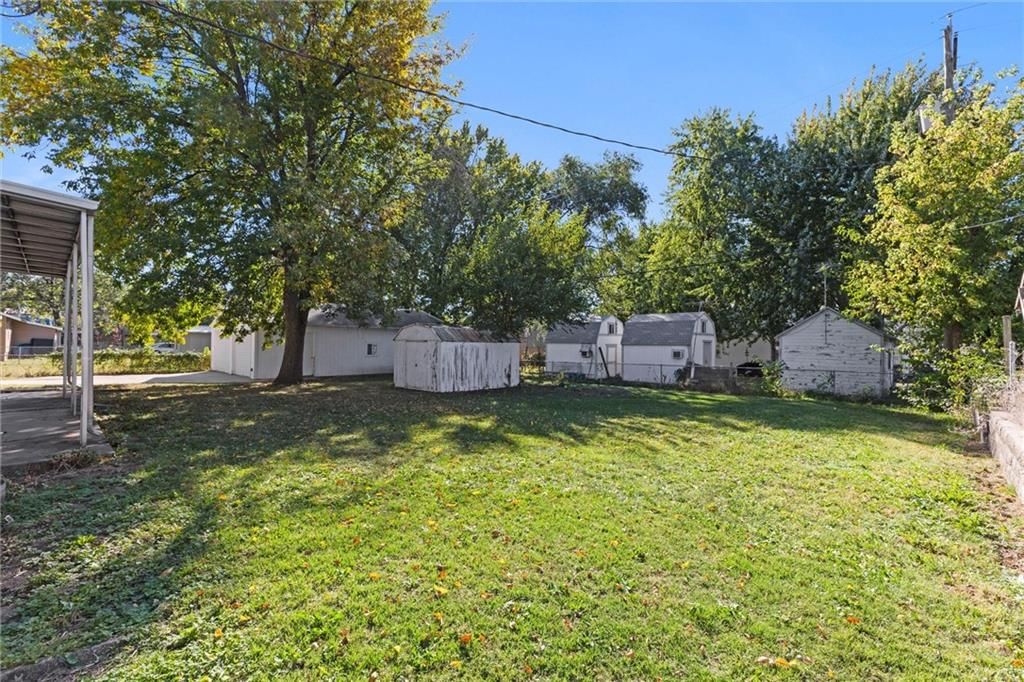 237 N BLAKE Street — photo 22