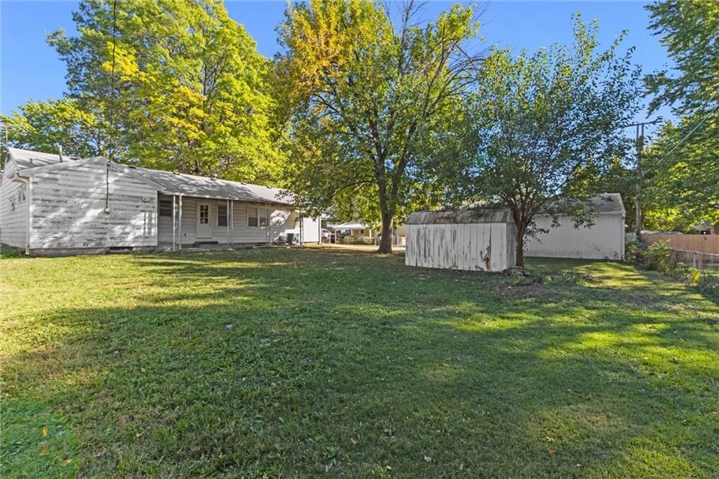 237 N BLAKE Street — photo 23