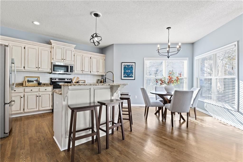 14708 Walmer Street — photo 13