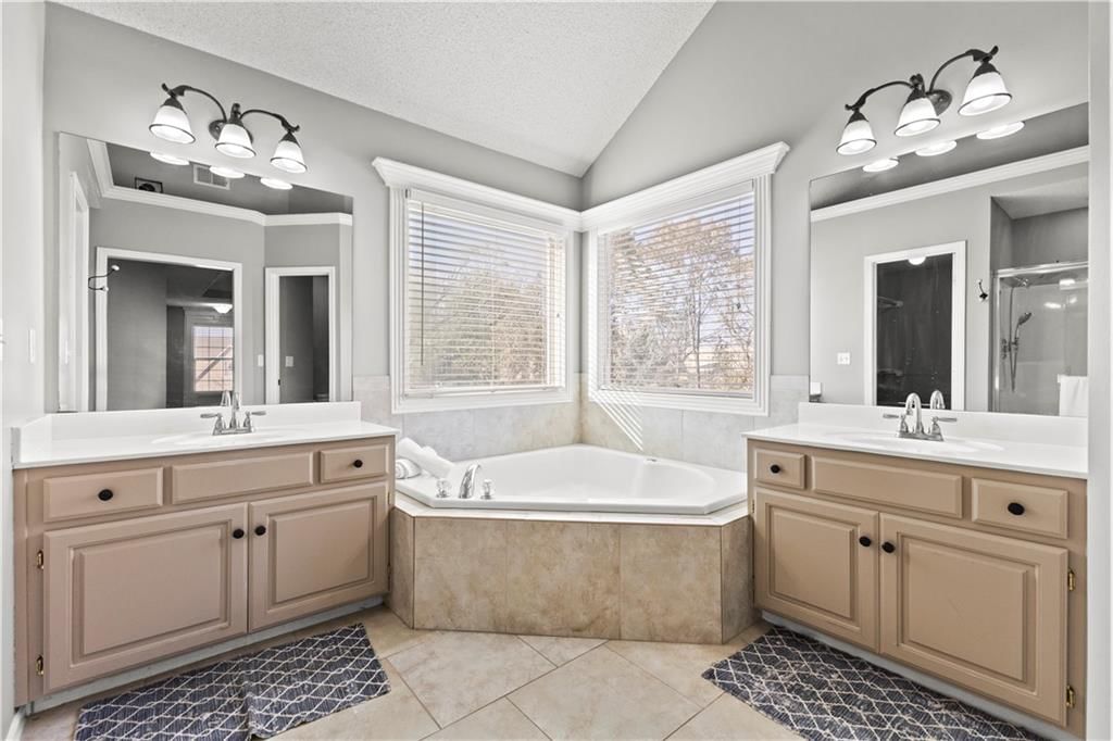 14708 Walmer Street — photo 24