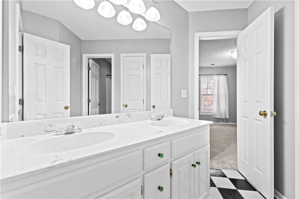 14708 Walmer Street — photo 26