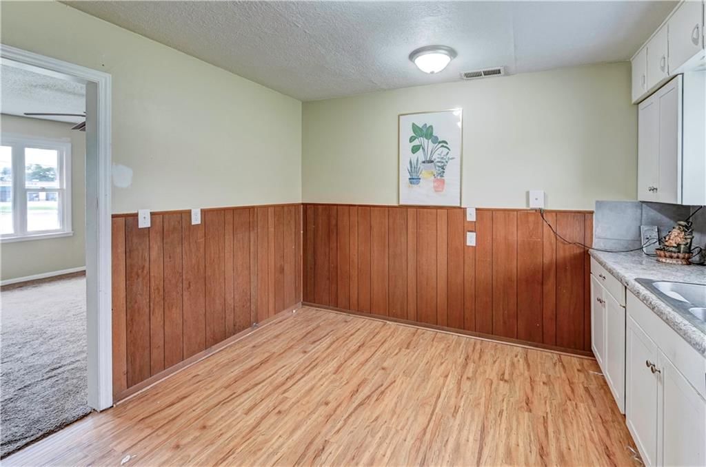 11512 BLUE RIDGE Boulevard — photo 3