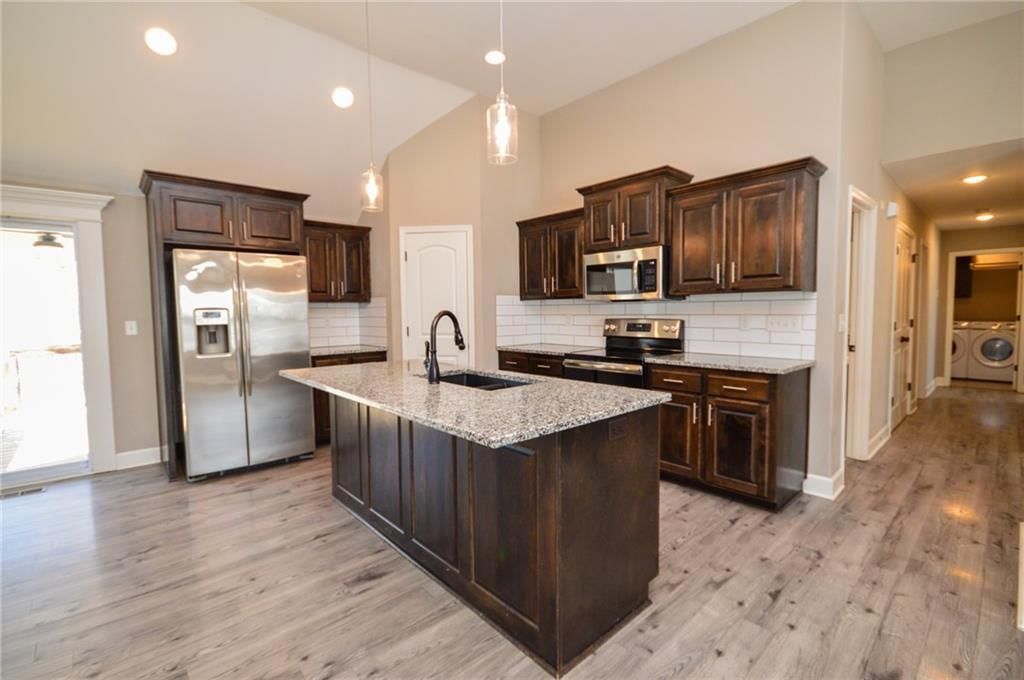 1400 SW Cross Creek Drive — photo 7