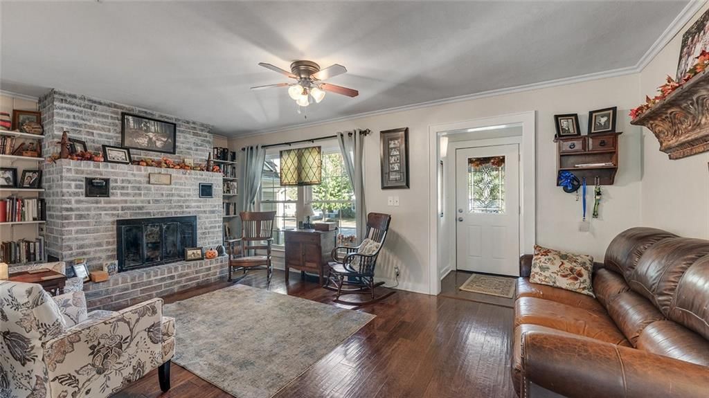 1109 N Washington Street — photo 10