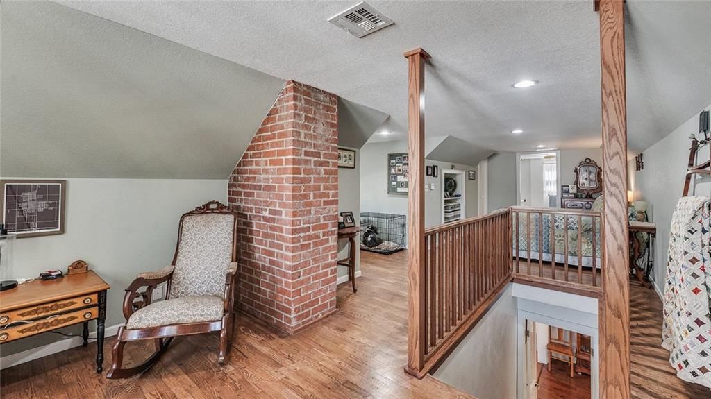 1109 N Washington Street — photo 25
